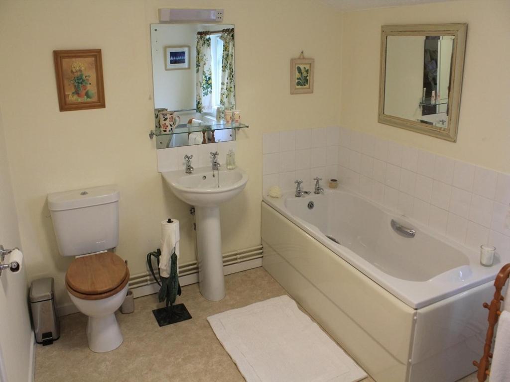 Church Farmhouse B & B Kennett Δωμάτιο φωτογραφία